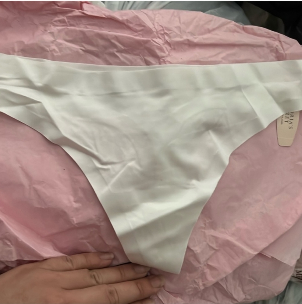 Victoria's Secret Very Sexy No Show Panty